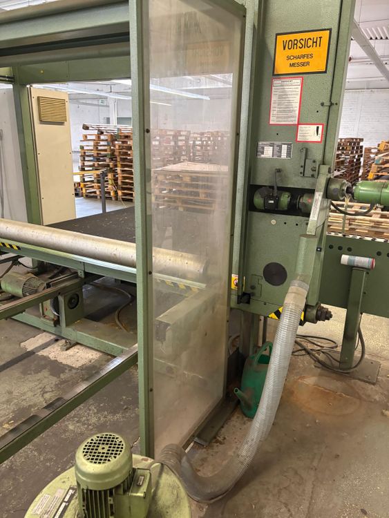 FECKEN-KIRFEL, Horizontal foam cutting machine