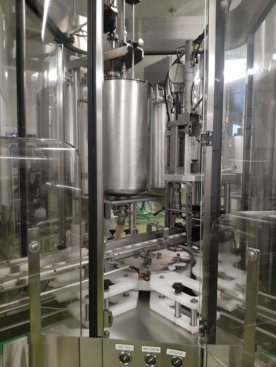 Serac Bottle Filling Machine