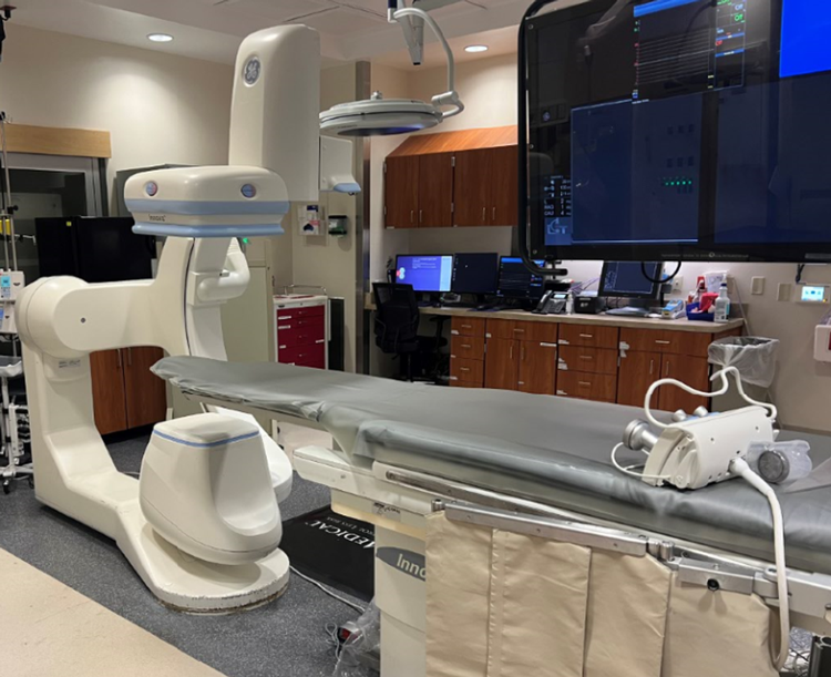 GE Innova 3100 IQ Plus