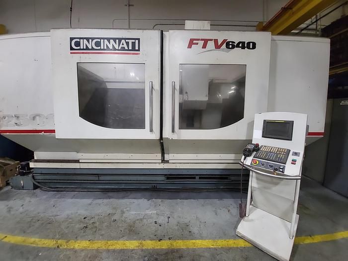 Cincinnati TRAVELING COLUMN - FIXED TABLE VERTICAL MACHINING CENTER 3 Axis