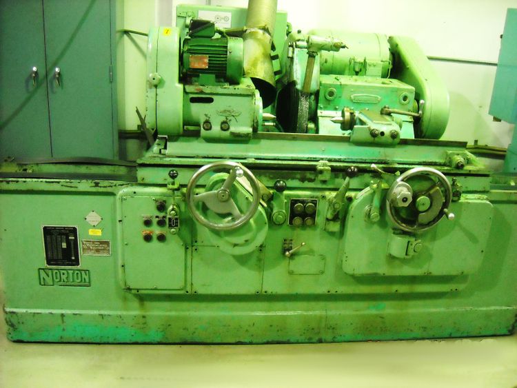 Norton "CTU" PLAIN CYLINDRICAL GRINDER