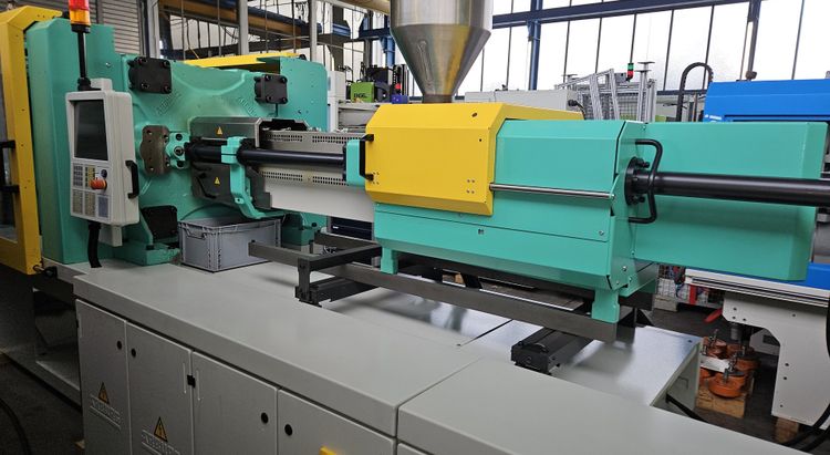 Arburg Allrounder 570 H 2000-800 200 T