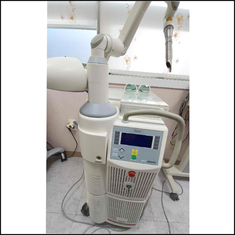 Fotona XS Dynamis Er:YAG laser