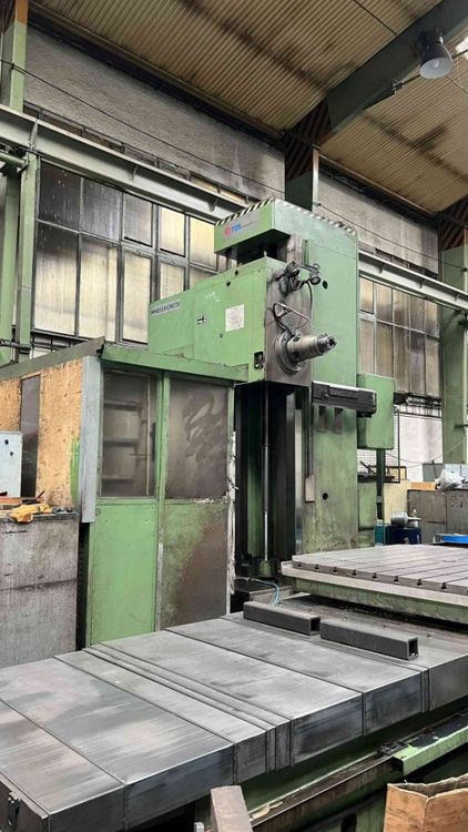 TOS WHQ 13.8 CNC-30  3000 rpm