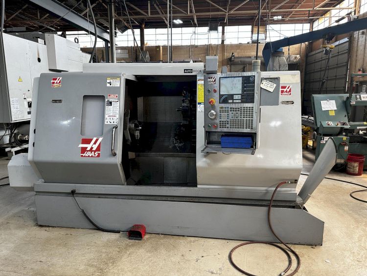 Haas CNC Control 3,400 rpm SL-30T - Horizontal Lathes 2 Axis