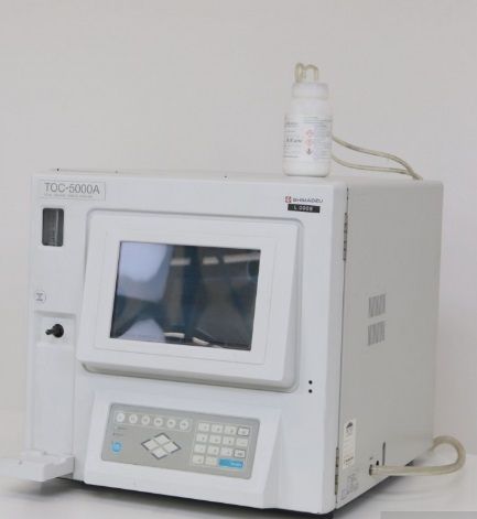 Shimadzu TOC 5000A analyzer