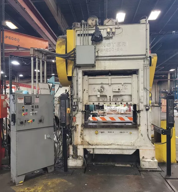 Minster P2-200-54 200 TON