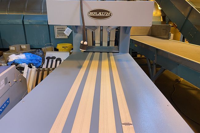 Braun Sigma Towel Folder