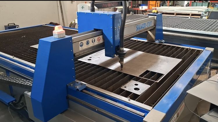 PLASMA CAM 3000 x 1500 Silver Cut CNC CONTROL