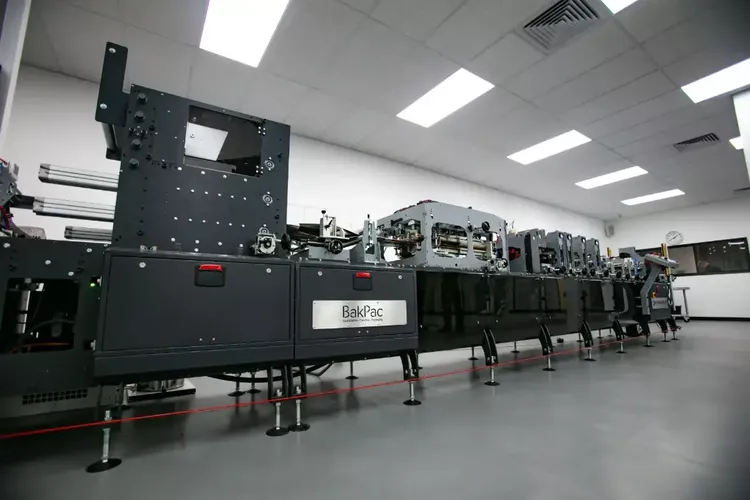 Karlville KV-400 DSUP Pouch making line