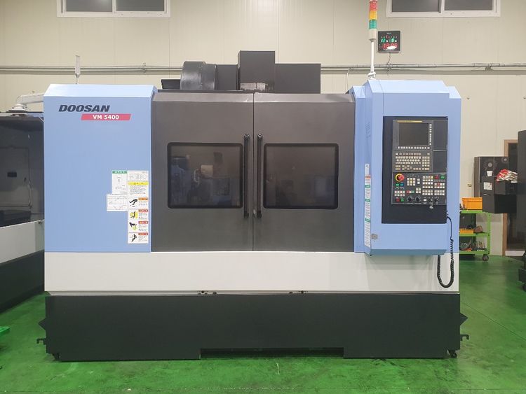 Doosan VM5400 Vertical Machining Center 3 Axis