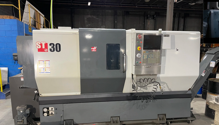 Haas HAAS CNC Control 3400 RPM ST-30 CNC LATHE 2 Axis