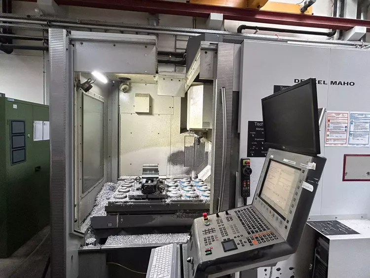 DMG DMC 100 V HI-DYN 3 Axis