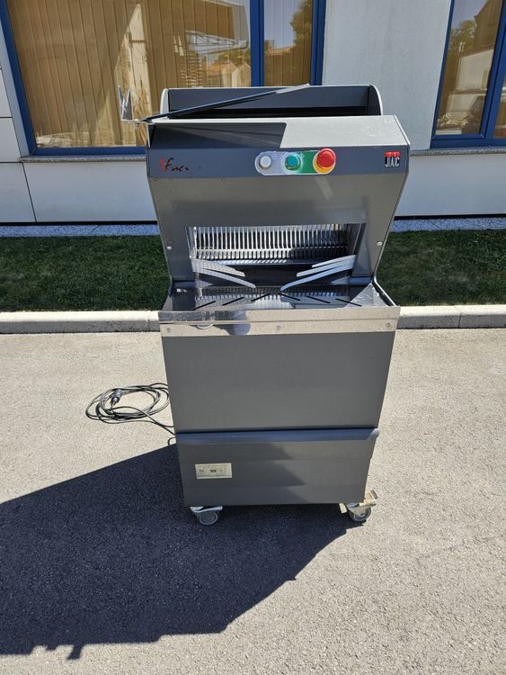 JAC Automatic bread slicer