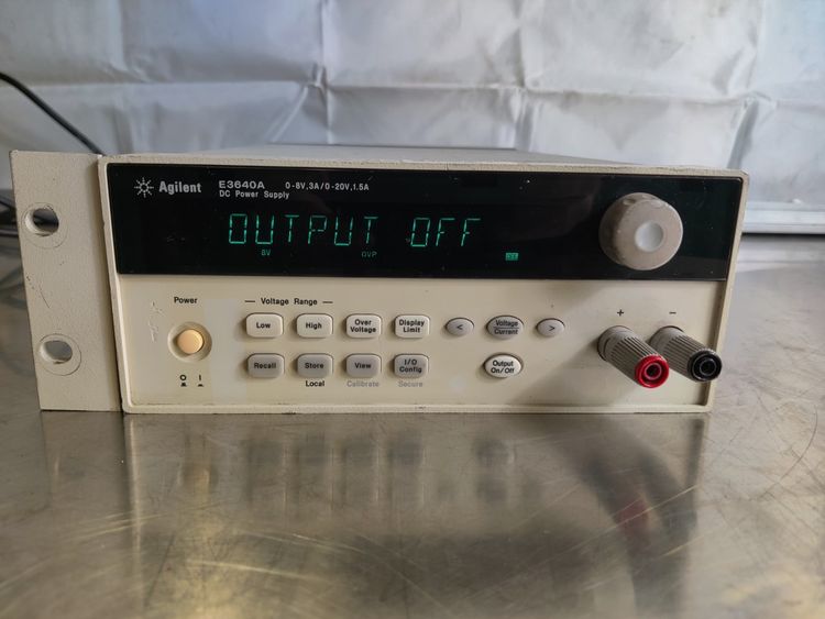 Agilent E3640A test equipment