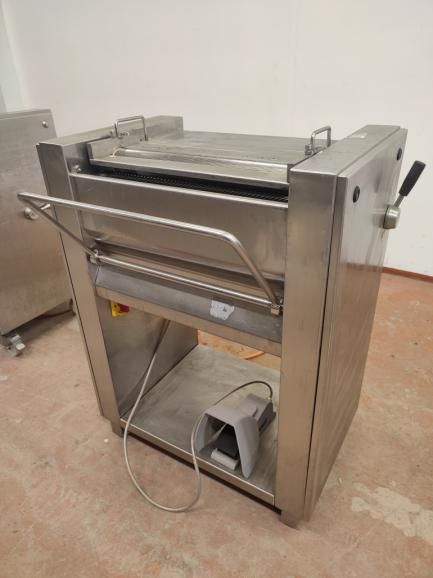 Weber ASE 553 Skinning Machine