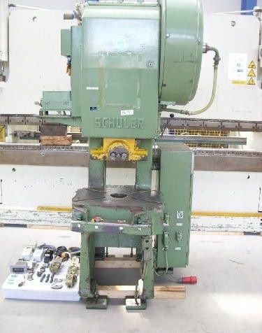 Schuler PDr 40/220 40 Ton