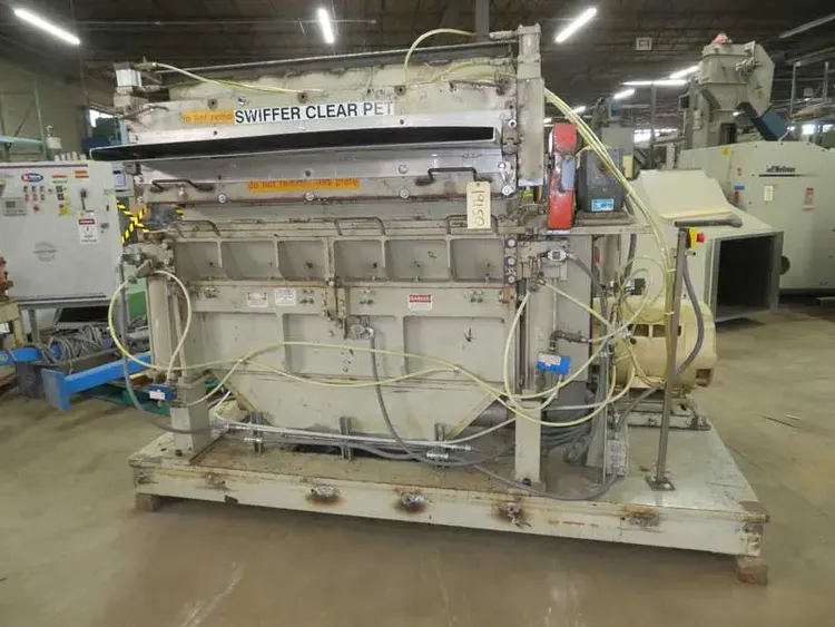 Cumberland 1456i Feed Roll Granulator