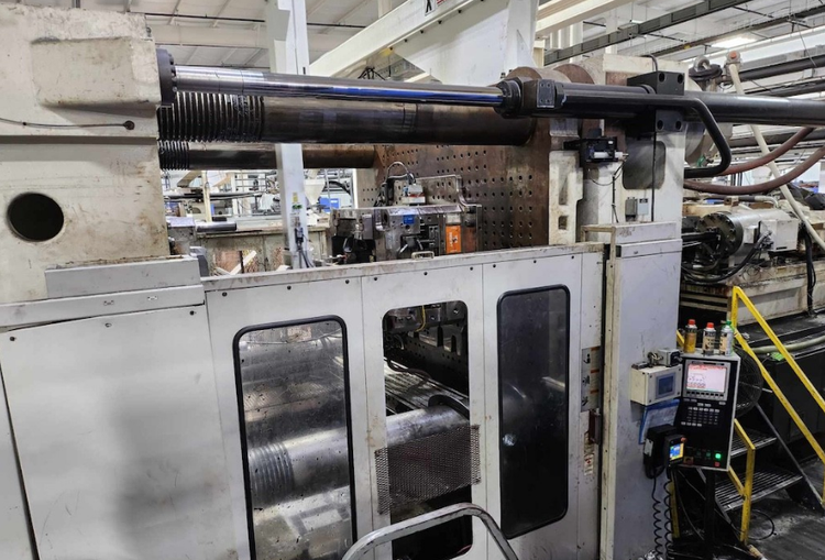 Milacron ML3000 3000 T