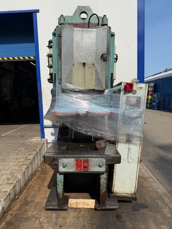 Smeral LEU 100 A 100 t