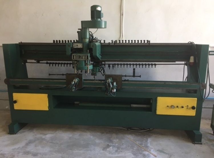 Holzma Drilling and milling machine