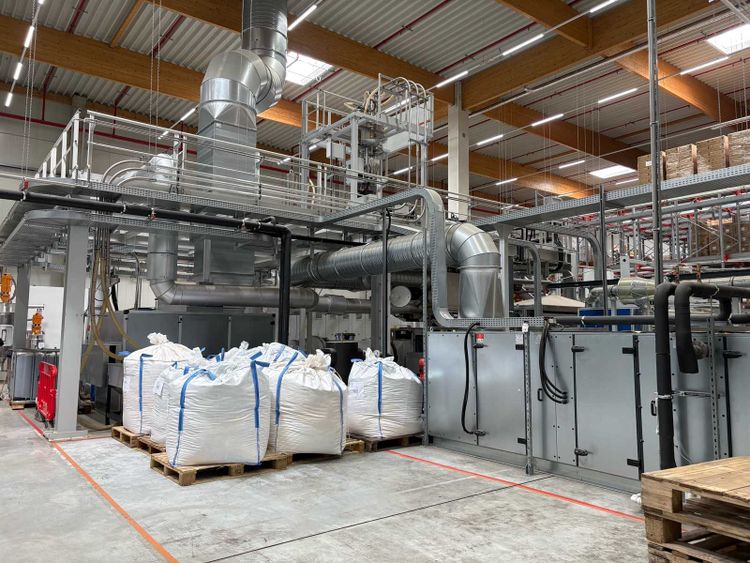 Online Auction of a meltblown nonwovens production line Reifenhäuser Reicofil MB 1600 (2021)