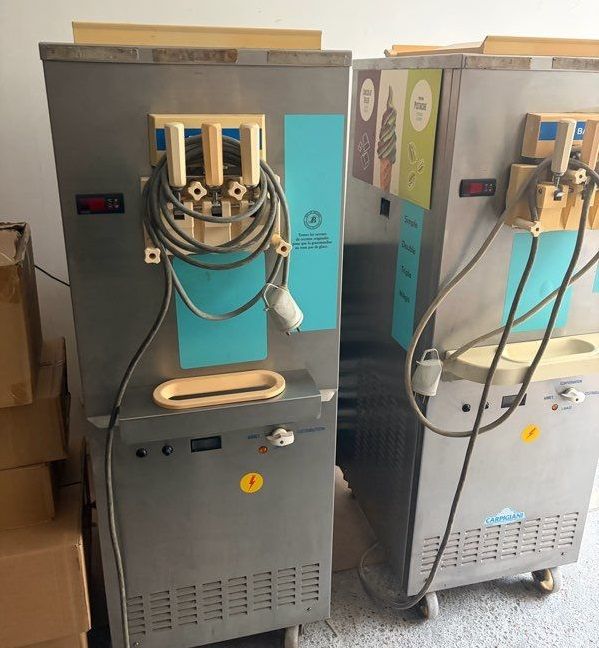 2 Carpigiani Ice machine