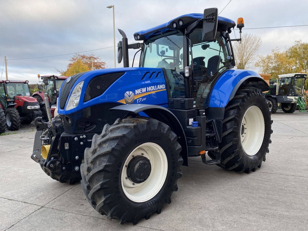 New Holland T7.210 Tractor