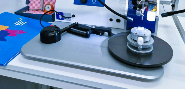 TPT Manual Thermosonic Bonder