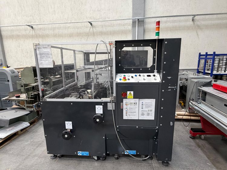 Loveshaw CF20 Height - 183cm Width - 200cm Depth - 300cm