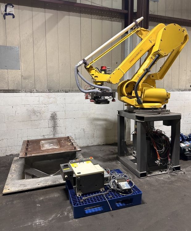 Fanuc M410 IHS PALLETIZING ROBOT 6 Axis