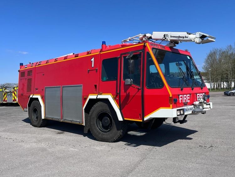 Kronenburg Airport fire truck