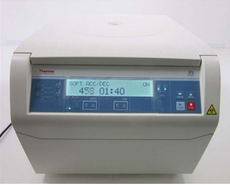 Thermo Scientific ST8 w/ M-10 Benchtop Centrifuge w/ Microplate Rotor