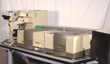 Thermo Nicolet MAGNA-IR 560 Microspectroscopic-FTIR System