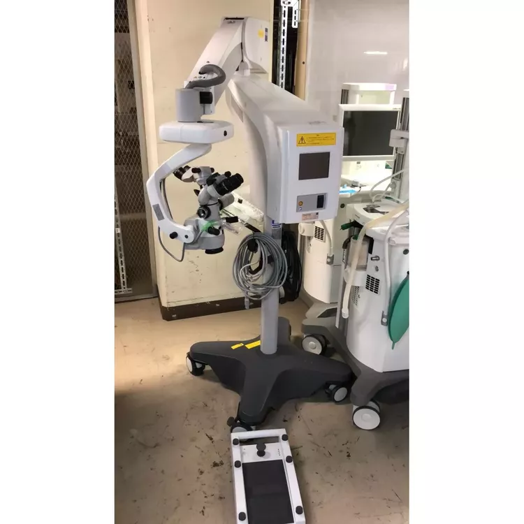 ZEISS Lumera I with S7 Surgical Microscopes