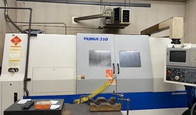Daewoo Mitsubishi CNC 2000 RPM PUMA 350B 2 Axis