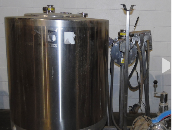 Other Storage Tank/Includes a UV Unit & a Pump