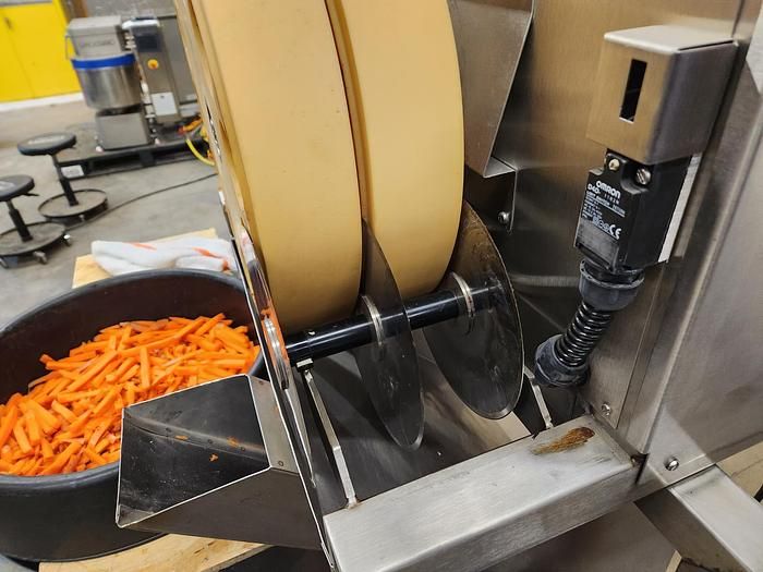 Francis Automatic Carrot Baton Machine