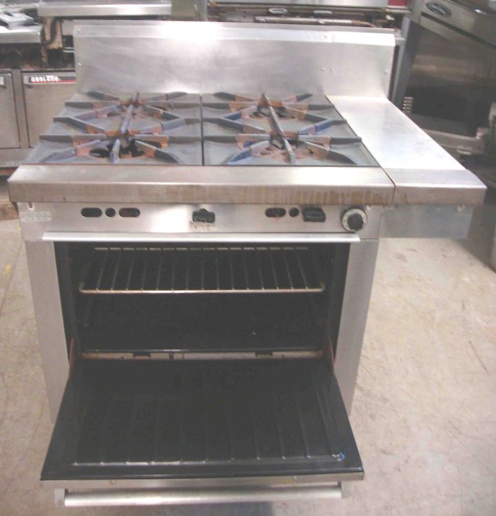 Garland 4 Burner with Oven