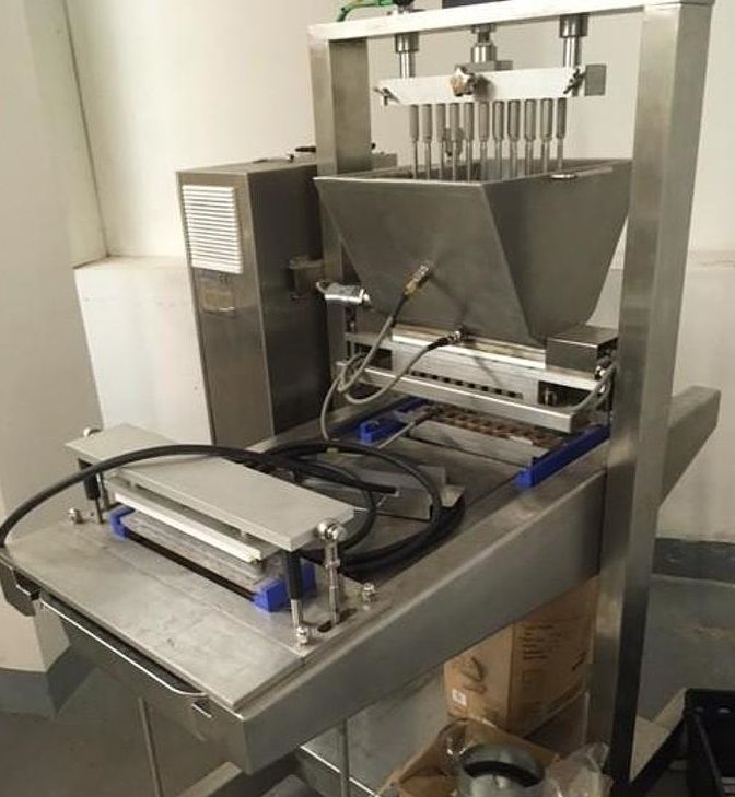 DM20S Semi Automatic Confectionery Depositor