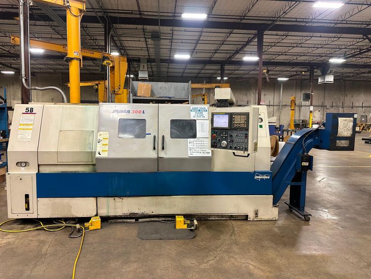 Doosan Fanuc 21i-TB CNC 2800 RPM Puma 300LC 2 Axis