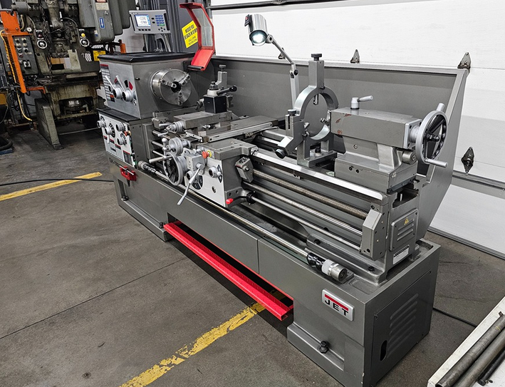 Jet Engine Lathe 1,800 RPM GH-1880ZX
