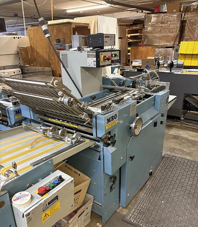 MBO Folder w/ 2 Right Angles