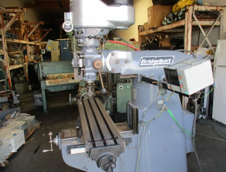 Bridgeport J-HEAD Vertical Variable Speed