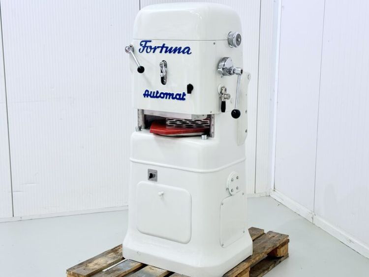 Fortuna Automat A3, Automatic bun divider rounder