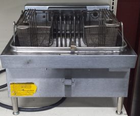 FRYER