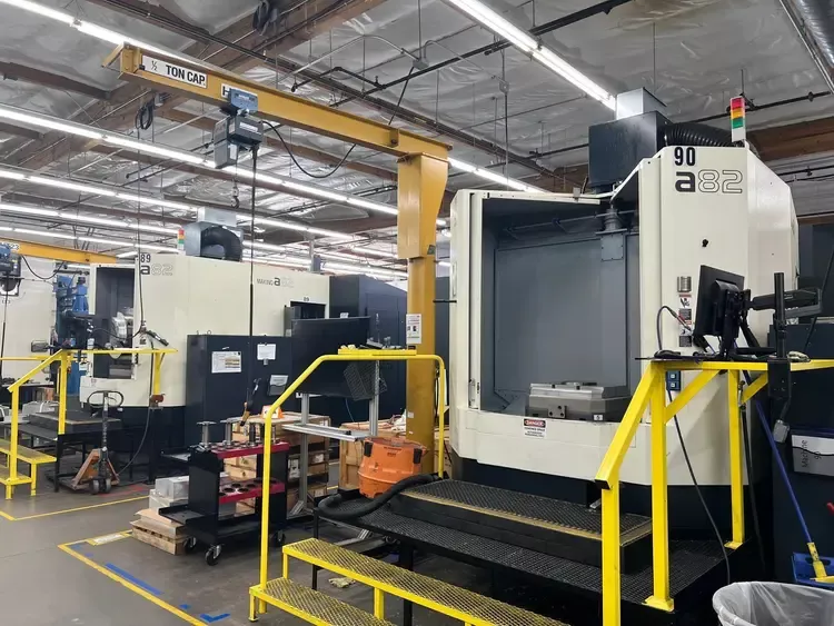 Makino a82 4 Axis