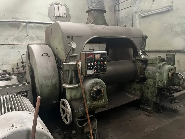 Buzuluk 560x1500 Mixing mill