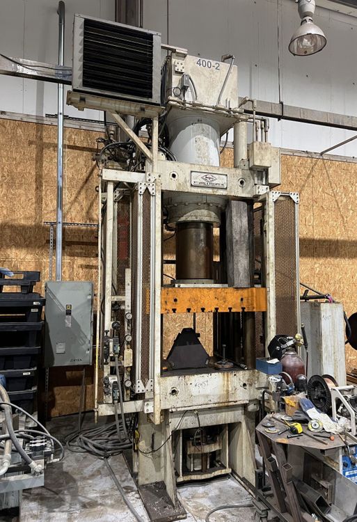 Larose Custom Press 400 ton