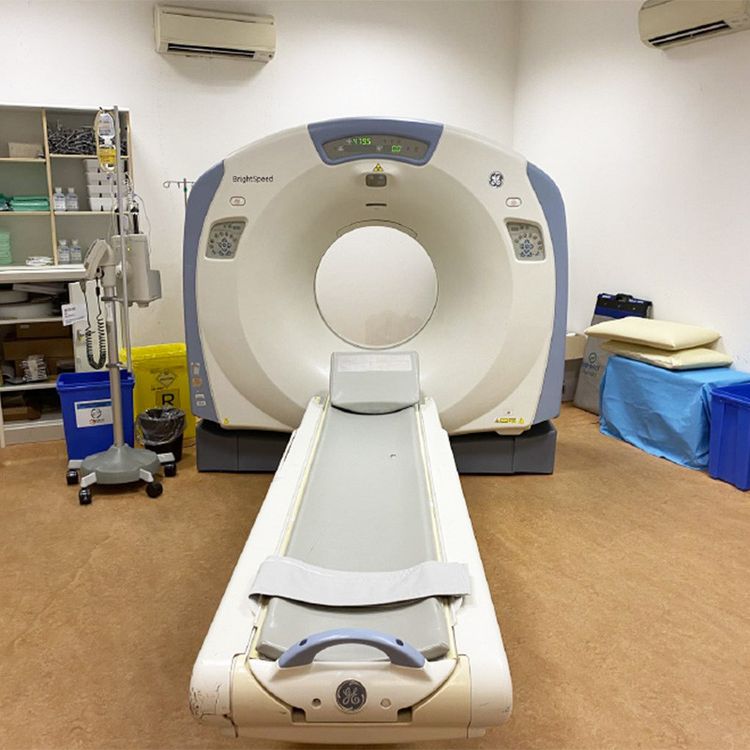 General Electric BrighSpeed 16 Slice CT Scanner